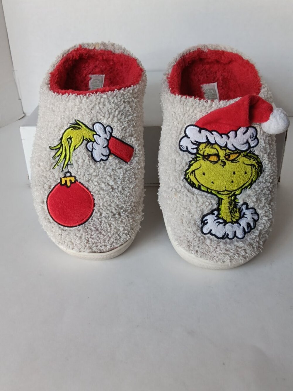 The Grinch Male/Female Toddler Christmas Slippers- Size M 7-8